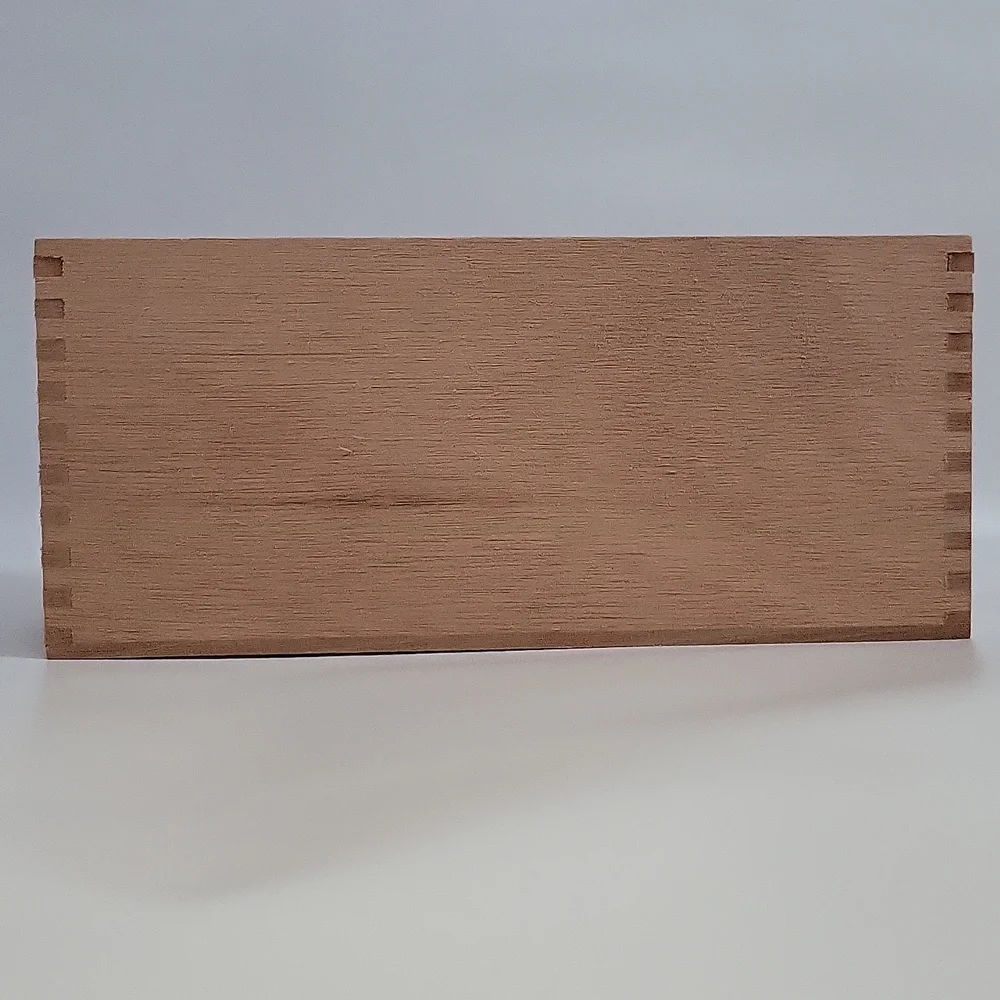 The Griffin's Robusto Tubos Empty Wood Cigar Box